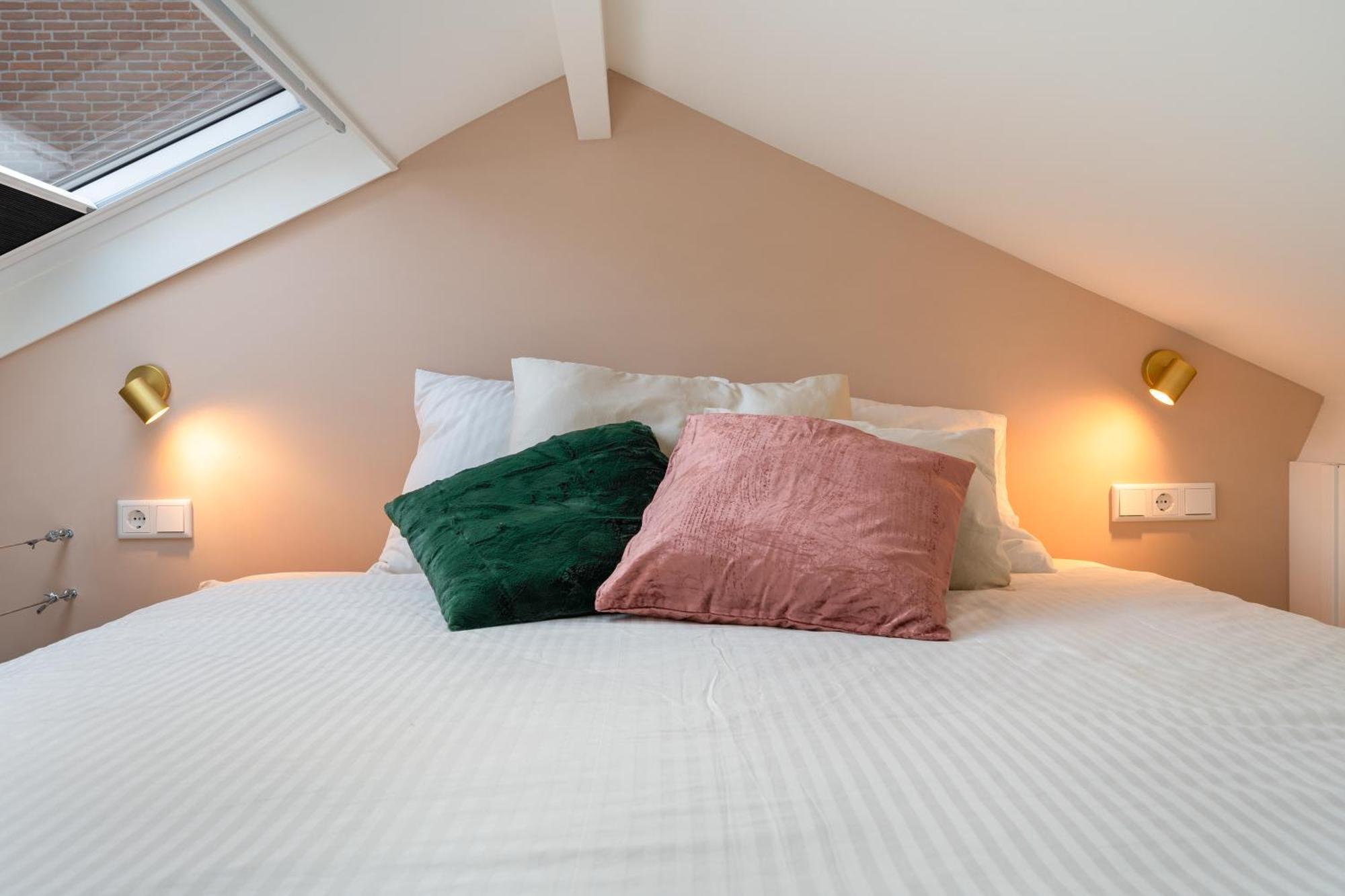 Luxury Fully Equipped Studio - Centrally Located Apartamento Huizen Exterior foto