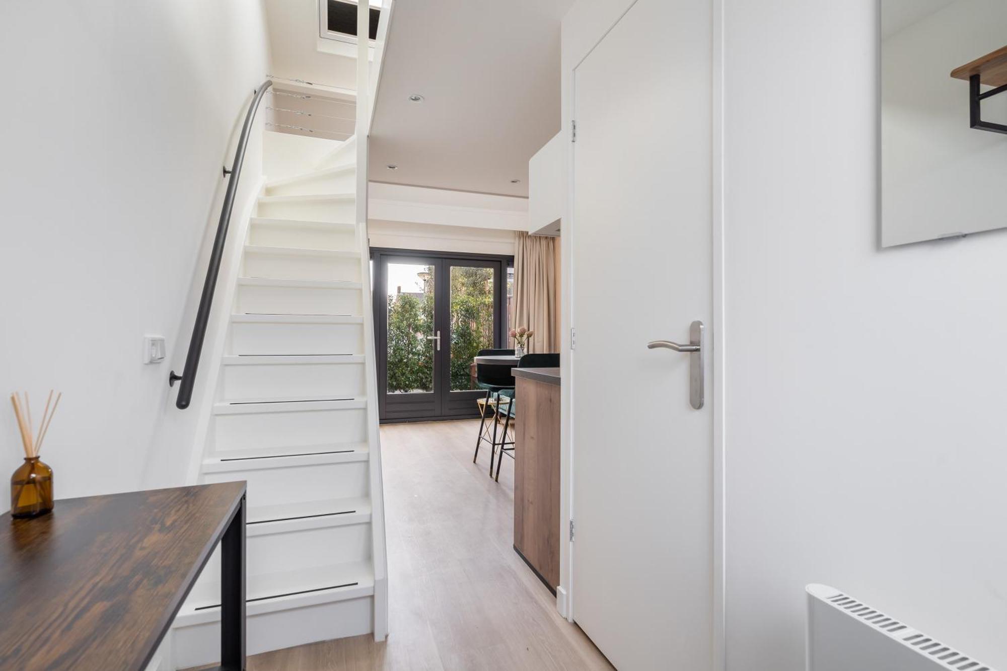 Luxury Fully Equipped Studio - Centrally Located Apartamento Huizen Exterior foto