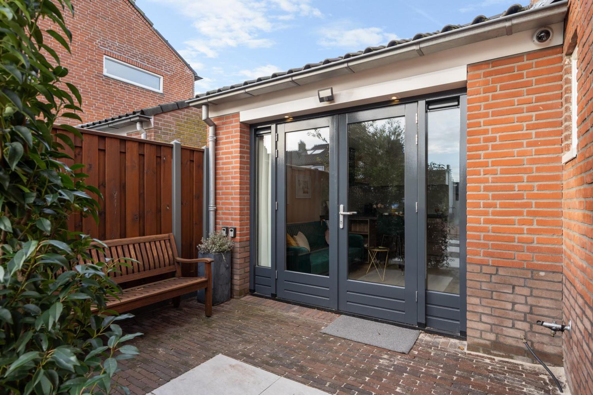 Luxury Fully Equipped Studio - Centrally Located Apartamento Huizen Exterior foto